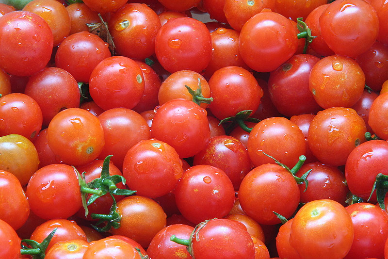 Cherry Red Tomatoes Growing Guide: Best Harvest